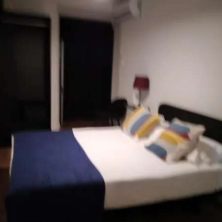 Tmj Beb Bed & Breakfast Oporto